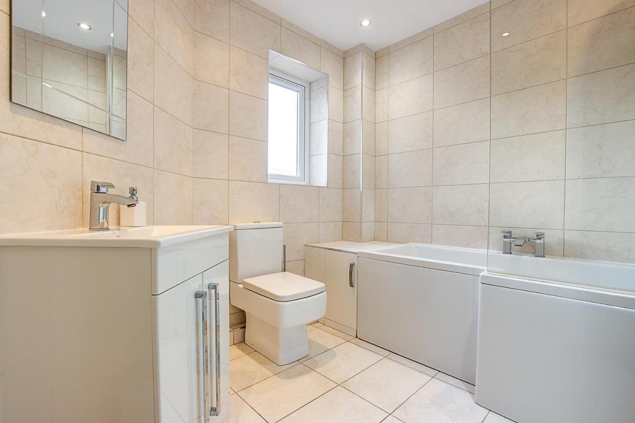 Sunderland Short Stays 2 Bedroom Apartment Free Parking Fulwell Sr6 Exterior photo